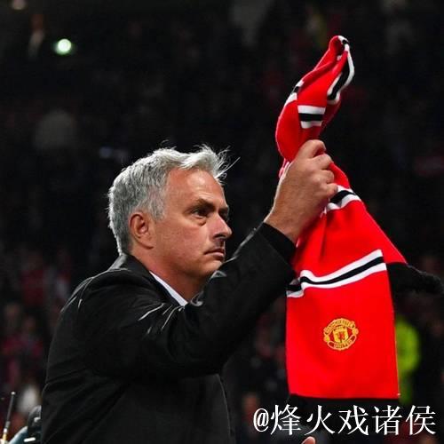 曼联内部人:与穆里尼奥沟通像是在和被囚禁的人质对话 曼联内部人:与穆里尼奥沟通像是在和被囚禁的人质对话