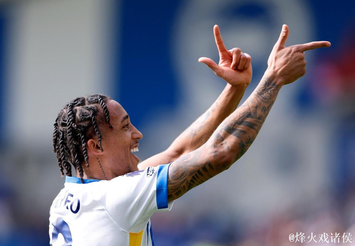 若昂-佩德罗跑位剖析：站位与移动撕裂巴黎防线